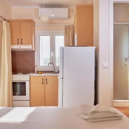 Ξενοδοχείο με διαμερίσματα Alexis 3*