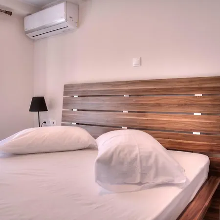 Alexis Aparthotel